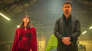 How does Netflix's 'The Gentleman' show connect to the Guy Ritchie movie?