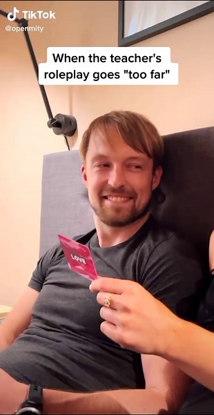 What would you do? 😄 #foryou #couplesgame #comedy #sexy