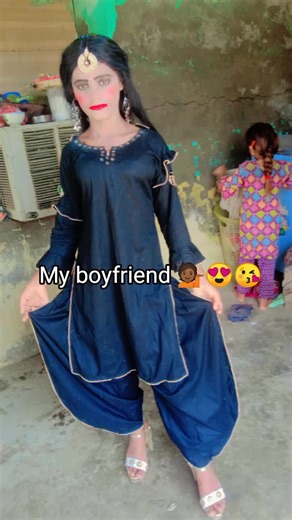 Exploring Traditional South Asian Attire in Everyday Settings