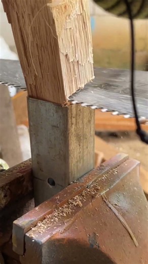 This is how to install light steel connections
