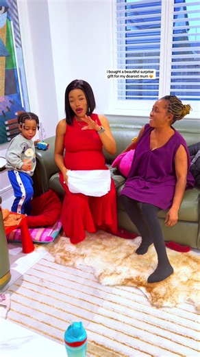 I bought a beautiful surprise gift for my dearest mum 😍 #olivia_chukwu