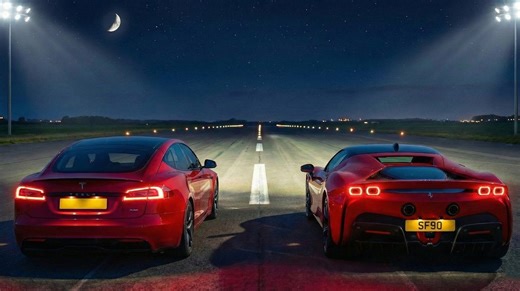Ferrari SF90 vs Tesla Plaid