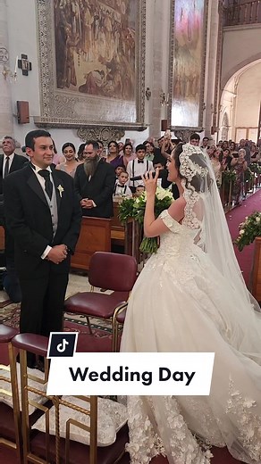 Bride's Stunning Hallelujah Entrance | Wedding in Valle de Guadalupe, Jalisco, Mexico