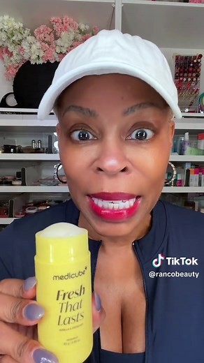 Making the switch to aluminum-free deodorant? Here’s the truth: sweating is your body’s natural way of detoxing and regulating temperature. Aluminum-free formulas help fight odor without blocking your sweat glands — so your body can do what it’s meant to do. It may take a little adjustment at first, but once your skin balances out, it’s so worth it. Your underarms deserve skincare too. ✨ @medicube global #medicube #festivalessentials #weeklydeals #medicubedeodorant