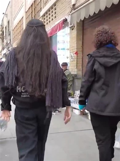 Exploring Night Life in Iran's City After Recent Events