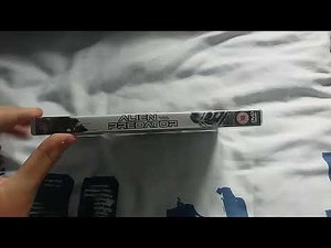 Alien vs Predator (UK) DVD Unboxing