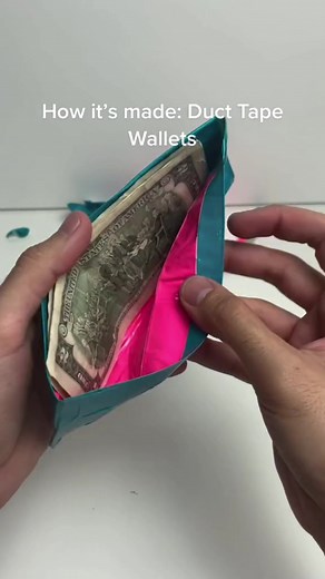 How To Make A Duct Tape Wallet 🤯 #howto #tutorial #ducttapewallet #ducttape #learnontiktok #lifehacks #fyp