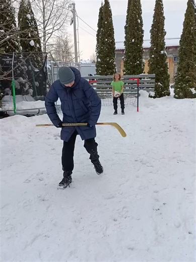 С новым годом!🥳🌲🤍 #challenge #гоша #кирилл #FootballStar2009 #fotball #ball #goal #rec #recommendations #рекомендации #удар #skil #челлендж #shoot #messi #ronaldo #футбол #футболист #neymar