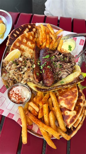 Ermou gyros 📍 absolutely cracking Greek platter down on swan st, big rhino recommendation!! #souvlaki #melbournefood #rhinoreview #gyros #greekfood