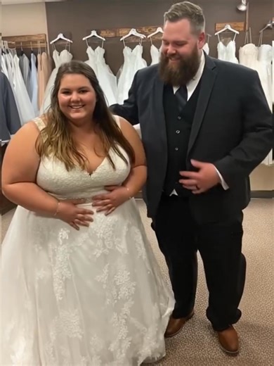 💍 « Au début, on a essayé d’en trouver à la pharmacie — mais les rayons étaient vides. C’est seulement en commandant en ligne que tout a changé. » Bonjour à tous 👋 Nous, c’est Élodie et Julien, 32 ans, jeunes mariés vivant à Lyon. 🤍 Comme beaucoup de Français, on a toujours fait confiance à notre pharmacie de quartier — c’est là qu’on récupère nos ordonnances, nos vitamines, et nos produits de bien-être. Quand on a entendu parler de cette formule végétale, on s’est dit : « Pourquoi ne pas ess