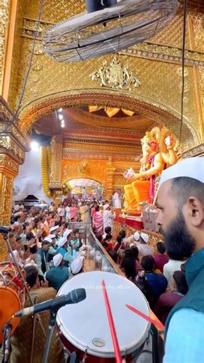 Labaugcha Raja Aarti #shorts #reels #shortsfeed #shortsyoutube #bappaaarti #lalbaugcharaja #love