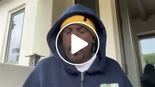 AJ McLean Reveals the Status of His Marriage to Wife Rochelle 2 Years After Split - NewsBreak