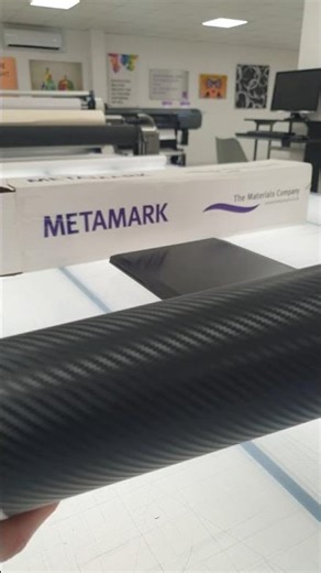 Laptop Makeover Using Metamark Carbon Vinyl