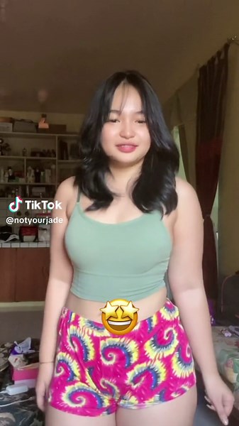 Understanding the WHAAAAT Phenomenon: Exploring the Concept of Jade