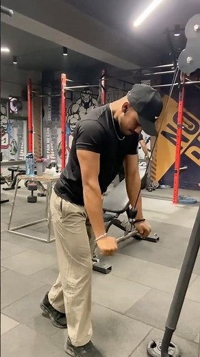 Chest pump 🔥 #motivation #dothingsyoudontwanttodo #aesthetic #gymexercise