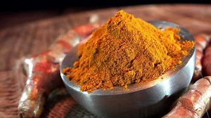 Turmeric is everywhere these days. But does it really fight inflammation and help safeguard your brain and heart as effectively as its proponent say it does? Find out. https://bit.ly/2SOgxH4 | Stop Aging Now