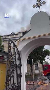 Anthem rings out from ruined Kyiv Pechersk Lavra