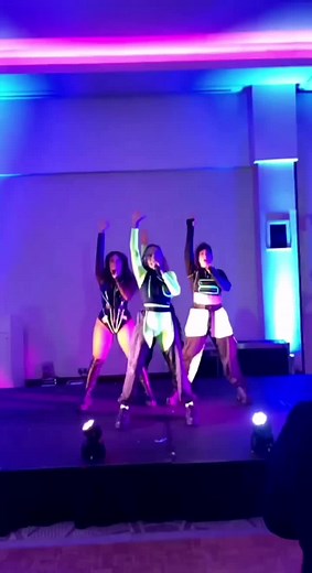 Forgot to share this video from the incredible Pride Prom we performed at a while ago. How funny 😂❤️ #littlemixmagic #littlemixtribute #littlemix #tributeact #girlband #DNA