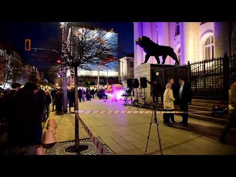 Вън Сарафов от прокуратурата!