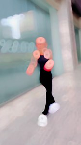 30K views · 364 reactions | Lên đồ dạo phố nào Chị em mình ơi. (nguyên set đồ nhà em Phởn ) | Phởn Công Chúa | Facebook