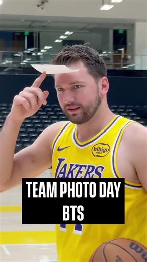 Lakers Picture Day: Behind the Chaos