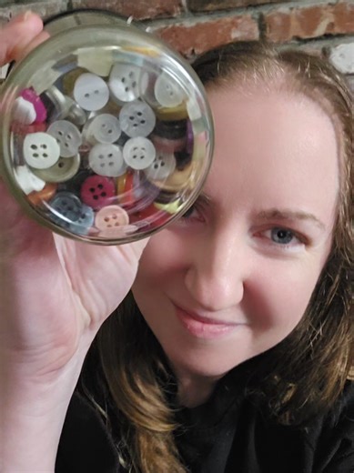 Creative Ways to Use Found Buttons in Crafts