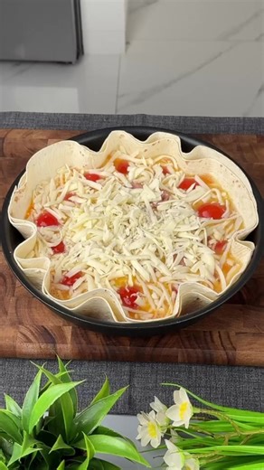 Delicious Cheesy Sausage Tortilla Pie Recipe