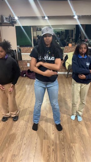 THE JERSEY CLUB QUEEN 👑 on Instagram: "@trblaze Got His song Bussin with this Challenge!! I Had to Hop on it🔥🔥🔥🔥🔥"