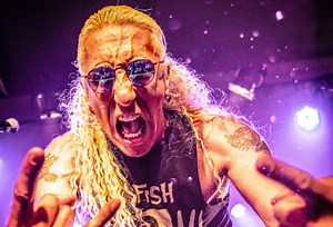 DEE SNIDER Releases Music Video For Live Version Of 'I Am The Hurricane'