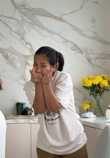 L'horrible vie de ma Yanti : Problèmes de salaire en France