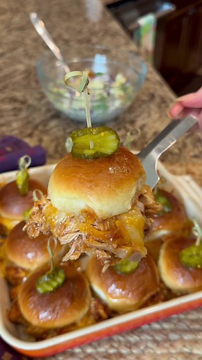 Easy BBQ Chicken Sliders Recipe