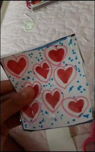 Tutorial de como hacer una cama para tus patitos de papel