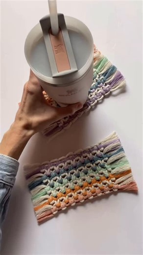 Megan | Macrame Gifts & Tutorials on Instagram: "Macrame Coaster 🧚🏼✨ #handmademarket #behindthescenes #howto #macrame #megsmodernmacrame #shopmegsmodernmacrame #macrameshop #handmadecommunity #macramemakers #macramegift #macrameidea #diy #keychains #howtomacrame #gatheringknot #beginnerknot #beginnermacrame #beginnerartist #macramemovement #fiberart #keychaindiy #macramebraid #macramekeychain #macramecharm #fiberart #macramechristmas #relaxingtutorial #shophandmade #farmersmarket #macramemarke