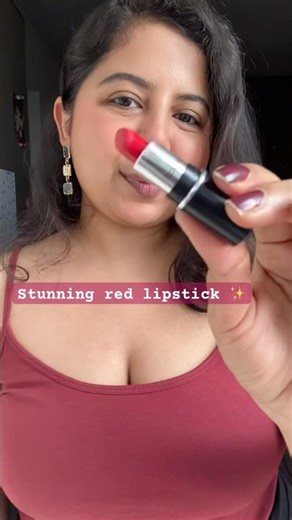 RUBY WOO FROM MAC COSMETICS 😍 perfect red lipstick @maccosmetics #shorts