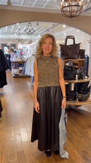 Happy #FashionFriday (and Happy Halloween 🎃)! Cindy’s looking ahead to the holidays and has you covered for every kind of plan — from fun, fancy nights out to cozy, stuffing-filled nights in. Which look fits your holiday plans? | Edie Boutique