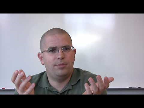 What are some effective techniques for building links?