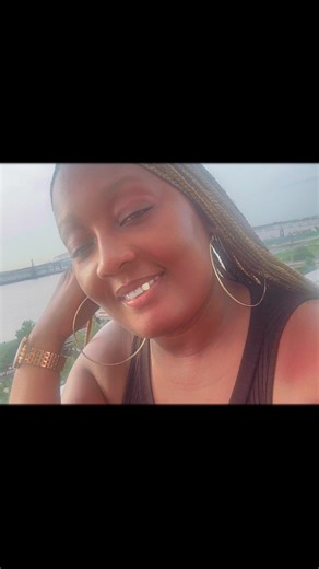 Celebrating Black Queens: 80s Vibes & Big Capricorn Energy