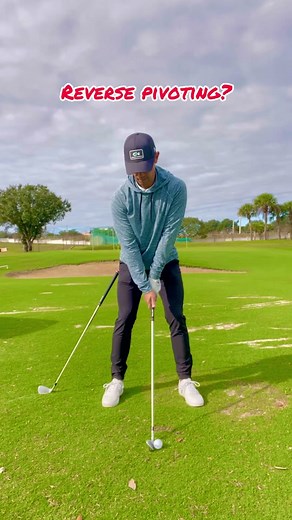 Reverse pivoting? 🏌🏼‍♂️🙋🏻‍♂️ Reverse pivoting is a killer in the swing! It leads to improper weight shifting and a lot of inconsistent shots. Check out the video 👆🏽 for an easy tip to get rid of the reverse pivot in your swing and get your ball striking back on track 💯🏌🏼‍♂️ #golf #golftips #golfcoach #golfswing #golfswingtips #pga