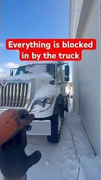 Truck won’t start. It’s too cold. #dumptruck #cummins #construction #coldstart