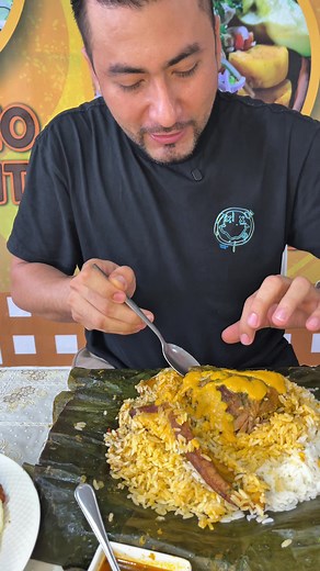 Familia conocí un lugar donde vas a encontrar muchos platos en su menú de la costa y de la Sierra. Tienen que conocer este lugar se llama SABORES TRADICIONALES DE MI TIERRA Dirección: Santo Domingo Abraham Calazacón y Schumacher por el redondel de los Rosales, quinta etapa horarios de atención; martes a domingo de 8:00am a 16:00 pm teléfono para más información: 0968328202 #latierritasantodomingo🇪🇨 #ecuador🇪🇨 #gastronomia #bolones #viral