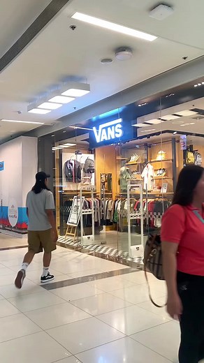 Vans Rowley Classic Skate Shoes in Rifle Green