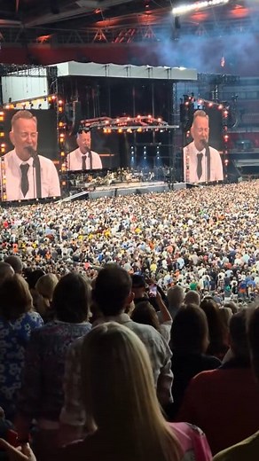 Twist and Shout!!❤ #london 2024 Bruce Springsteen #brucespringsteenandtheestreetband #liveconcert #highlightseveryone #followersシ゚ | Baby Konijn