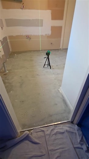 Laser Precision in DIY Floor Tiling Techniques