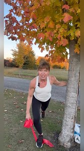 10-Minute Band Workout for Legs (Perimenopause Friendly) Try this 10-minute leg workout using bands! Perfect for women over 40 in perimenopause, this routine will strengthen your legs without the need for heavy weights. Here’s the workout: 1️⃣ Side Steps – Band around calves, step wide and keep knees bent. 2️⃣ Wide-Legged Squats – Band around calves, squat low and keep that core tight! 3️⃣ Lunge to Back with Knee Lift – Step on the band with your stationary leg and drive your knee up. 4️⃣ One-Le
