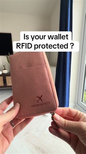 Why Everyone Needs an RFID Protective Wallet