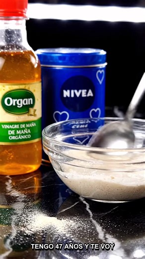 ¡BORRÉ 10 años! Vinagre nocturno_ TU secreto. 🤫 #SaludNatural #BellezaNatural #AntiEdad #RemediosCaseros #PielJoven.mp4