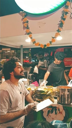 “Suda Suda Idli 🔥😋 | Trivandrum #youtubeshorts #food #foodielife #trivandrumdiaries #ytshorts