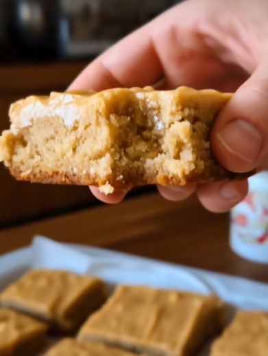 The lunch lady at my school growing up used to make these! They were always perfection. Full recipe 👇 💬 | Old fashioned recipe