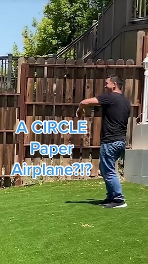 Here is how to make a circle paper airplane 🌀✈️ 1️⃣ Take an 8.5x11 paper, fold down by 1/3. 2️⃣ Fold that 1/3 again, and one more time to make a circle. 3️⃣ Curve it on the edge of a table. 4️⃣ Unfold, tape it together, and re-fold into the circle. #PaperAirplane #DIY #ScienceMagic #funfacts