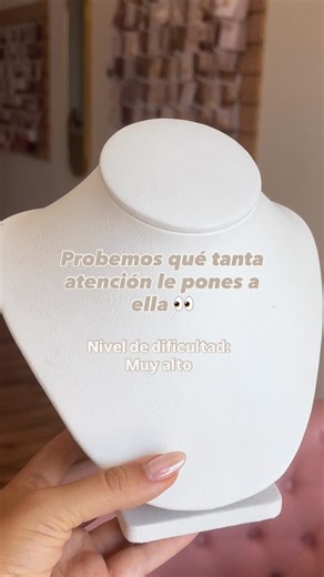 Amuleto joyas on Instagram: "¿Cuál elegiría? Veamos qué tan bien conoce tus gustos 🔓🎀 Elegí 1, 2, 3, 4 o 5 y mandáselo (💘San Valentín se acerca…) #sanvalentin #regalosanvalentin #regaloconsentido #amor #pareja"